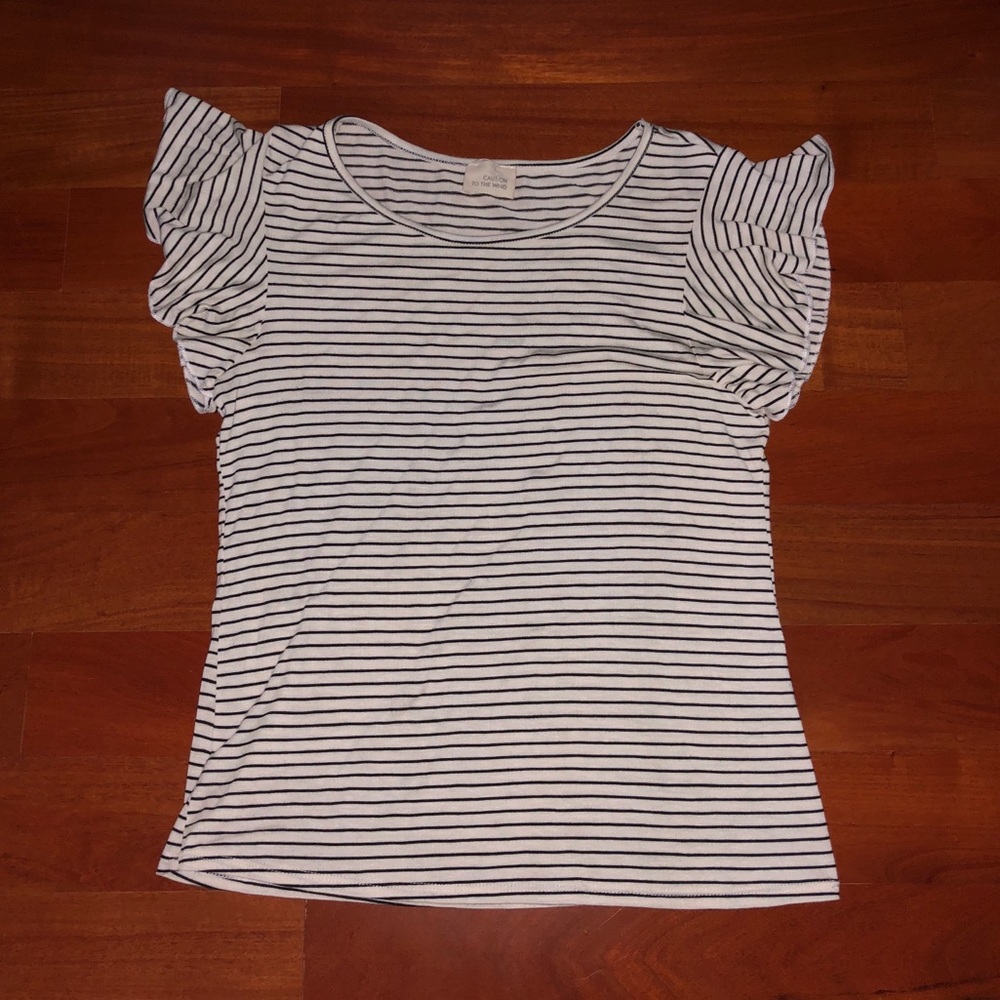 Striped shirt with fluttery sleeves